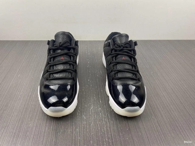 Bmlin Shoes AV2187-001 Air 72-10 Low Jordan 11 Retro 0709